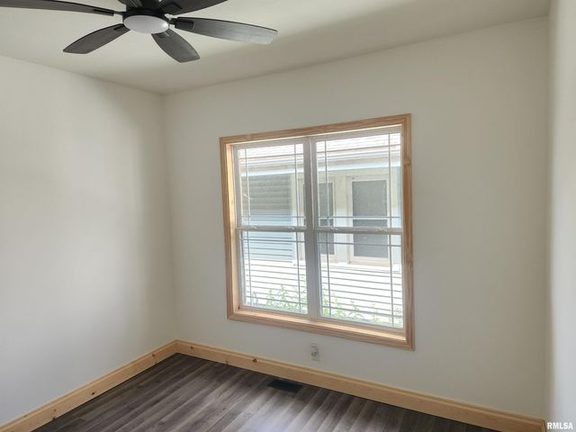 2028 S 4TH Street, Springfield, IL 62703