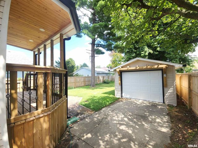 2028 S 4TH Street, Springfield, IL 62703