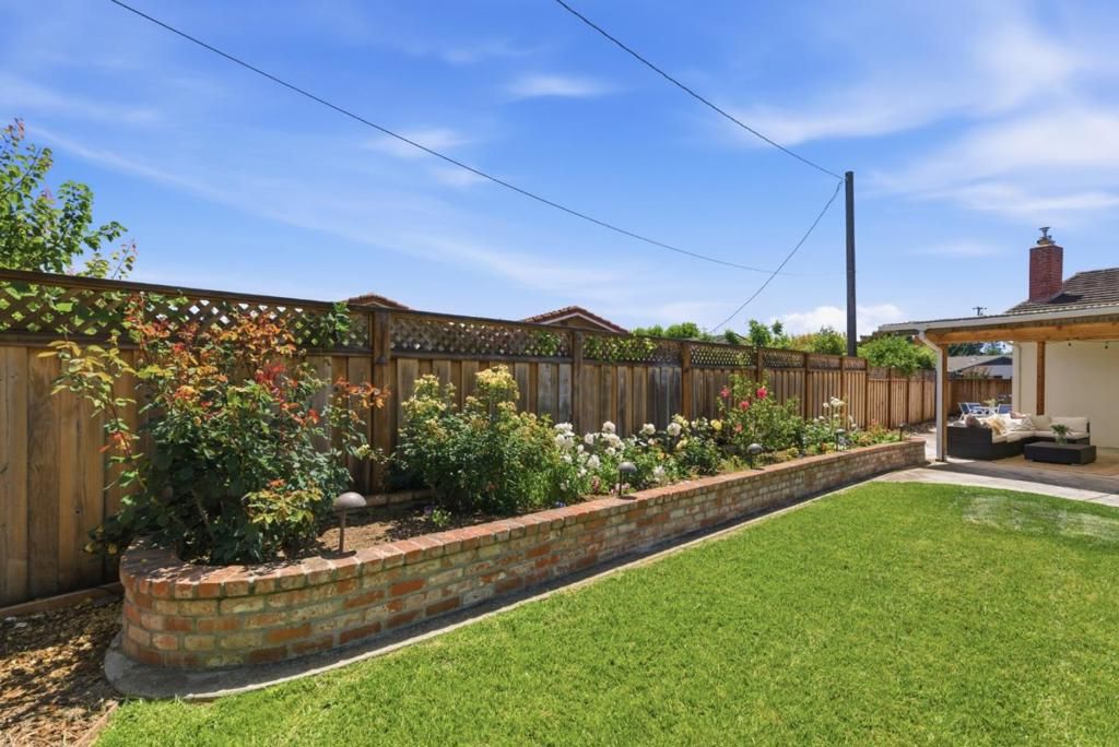 Image 33 of property listing at 7967 Pumpkin Drive, Cupertino, CA 95014