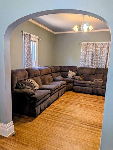 1005 Forest Avenue, Waterloo, IA 50702