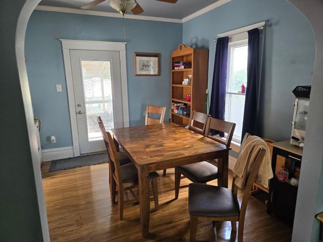 1005 Forest Avenue, Waterloo, IA 50702