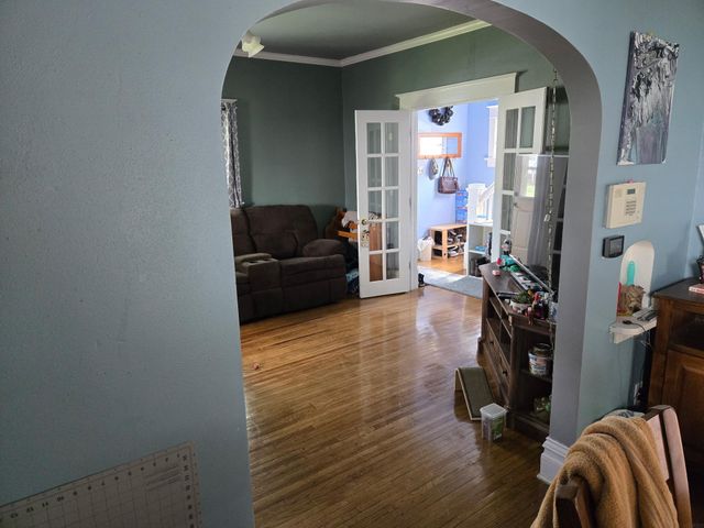 1005 Forest Avenue, Waterloo, IA 50702