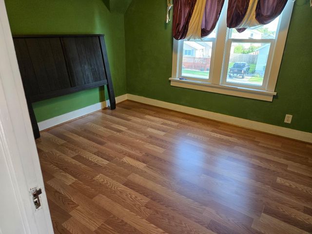 1005 Forest Avenue, Waterloo, IA 50702