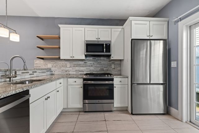 8 Loring Pl 8, Boston, MA 02136