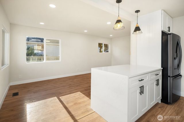 12215 44th Avenue S, Tukwila, WA 98178