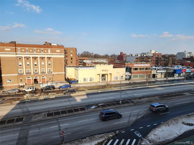 111-50 75th Road A54, Forest Hills, NY 11375