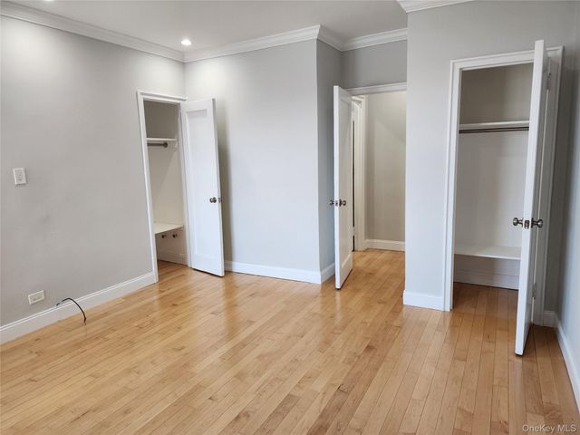 111-50 75th Road A54, Forest Hills, NY 11375