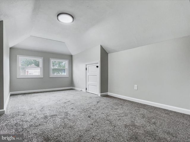 1002 4TH AVE, Harrisburg, PA 17113