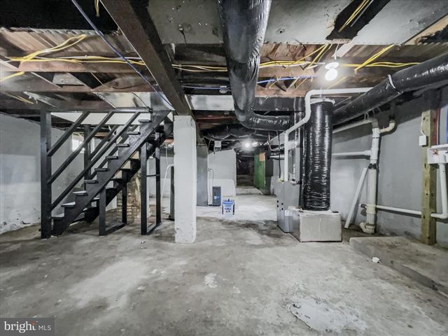1002 4TH AVE, Harrisburg, PA 17113