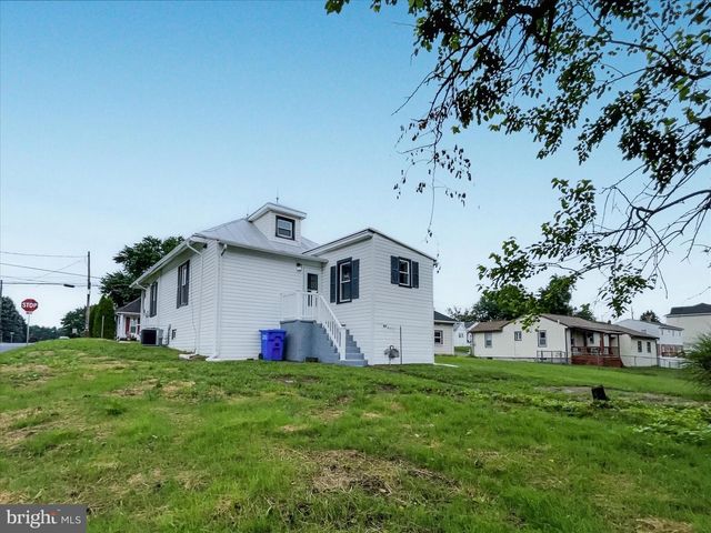 1002 4TH AVE, Harrisburg, PA 17113