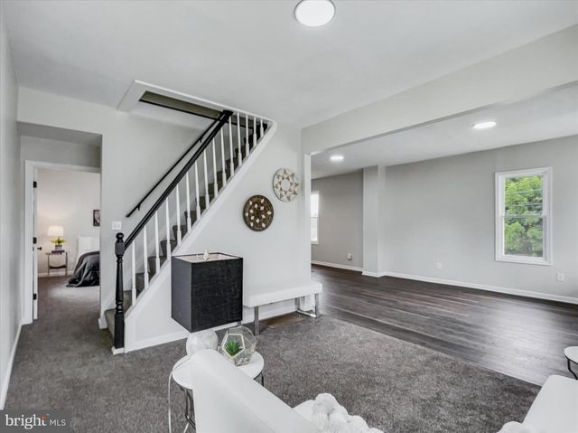 1002 4TH AVE, Harrisburg, PA 17113