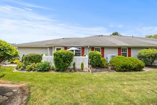 4398 Hammerton Drive, 16C, Columbus, OH 43228