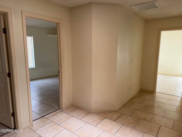 456 Passmore Road, Socorro, TX 79927