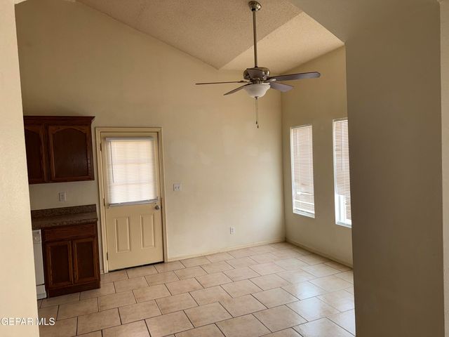 456 Passmore Road, Socorro, TX 79927