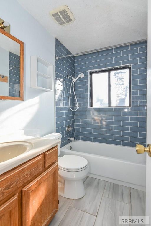 Image 16 of property listing at 962 11th Street, Idaho Falls, ID 83404