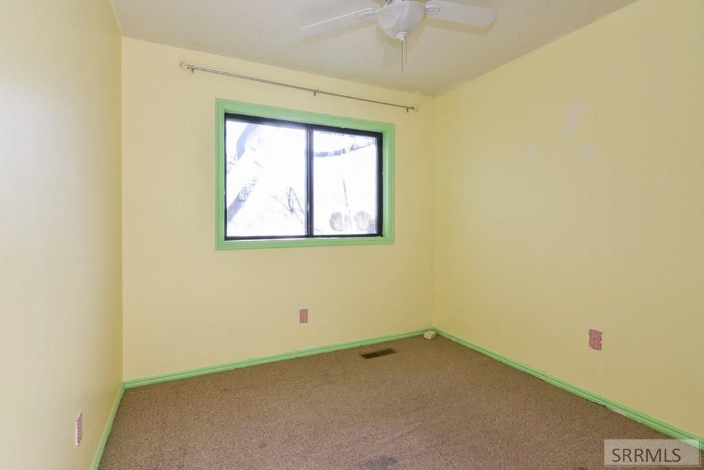 Image 18 of property listing at 962 11th Street, Idaho Falls, ID 83404