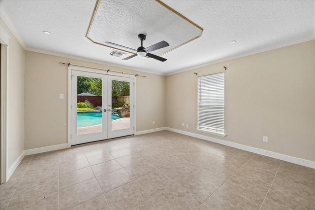 19614 Suncove Lane, Humble, TX 77346