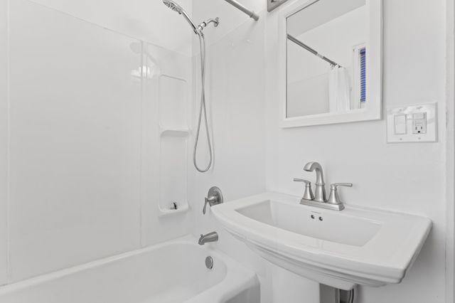 921 11th Street SE, Rochester, MN 55904