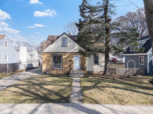 921 11th Street SE, Rochester, MN 55904