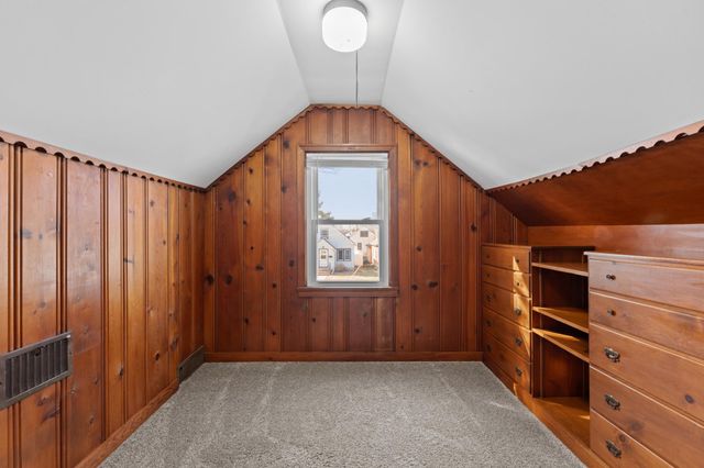 921 11th Street SE, Rochester, MN 55904