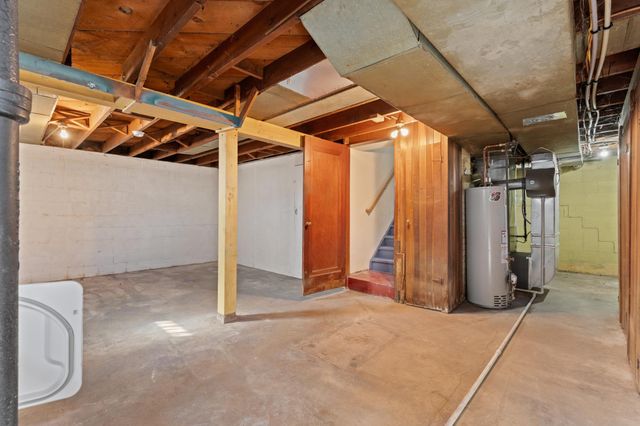 921 11th Street SE, Rochester, MN 55904