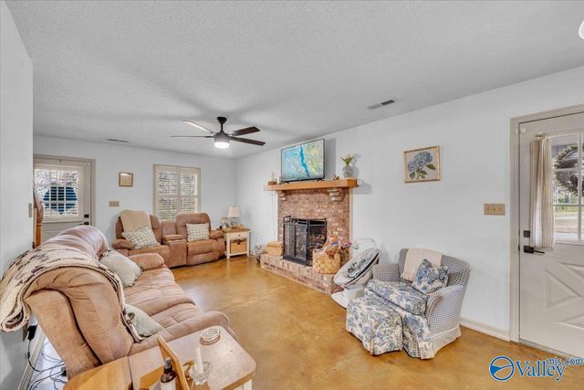 1670 Pleasant Hill Church Road, Boaz, AL 35956