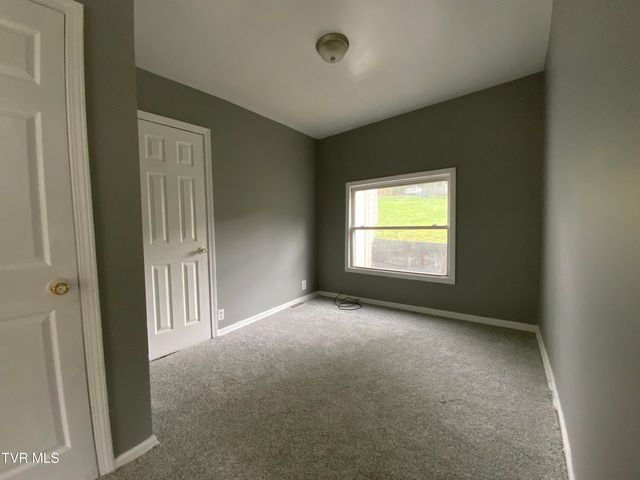 211 Locust Street 211, Greeneville, TN 37745