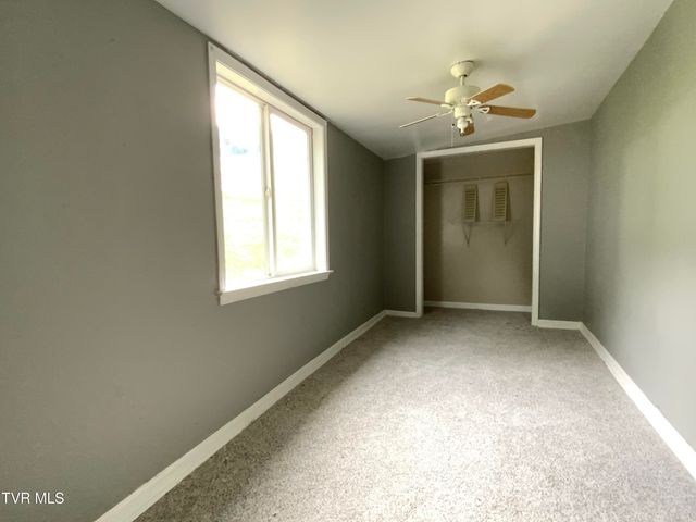 211 Locust Street 211, Greeneville, TN 37745