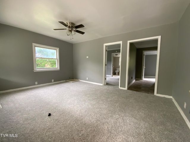 211 Locust Street 211, Greeneville, TN 37745