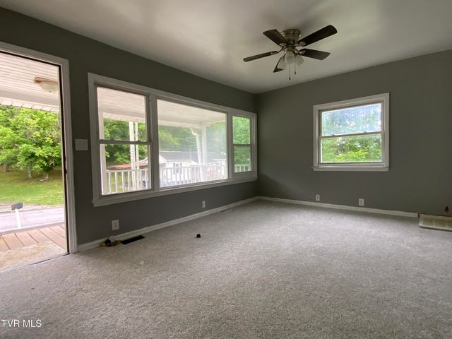 211 Locust Street 211, Greeneville, TN 37745