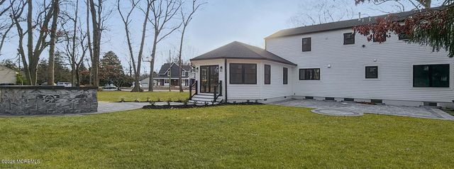 757 Nutswamp Road, Red Bank, NJ 07701