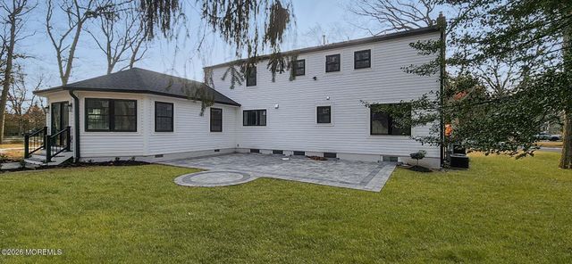 757 Nutswamp Road, Red Bank, NJ 07701