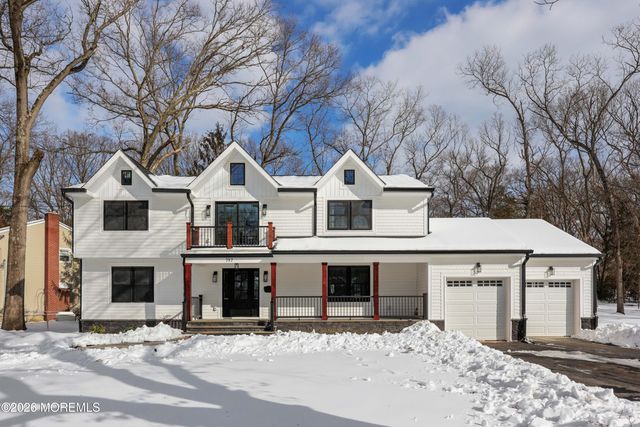 757 Nutswamp Road, Red Bank, NJ 07701