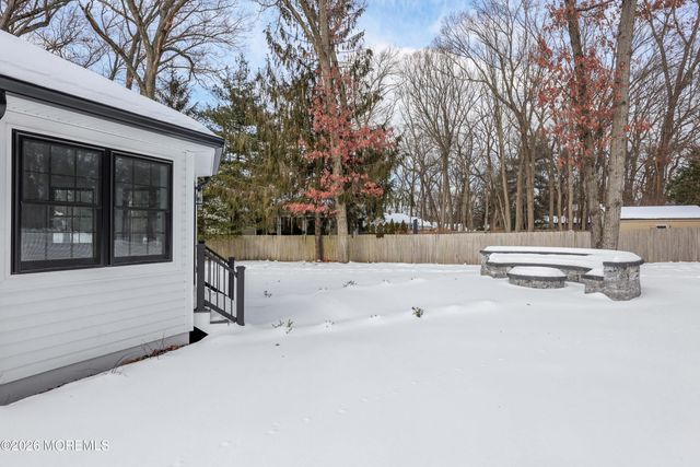 757 Nutswamp Road, Red Bank, NJ 07701