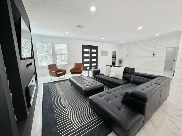 7403 EDGEMERE ROAD, Tampa, FL 33625