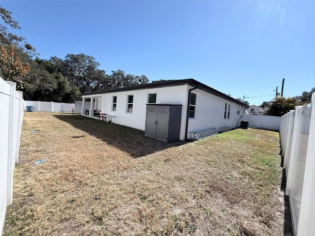 7403 EDGEMERE ROAD, Tampa, FL 33625