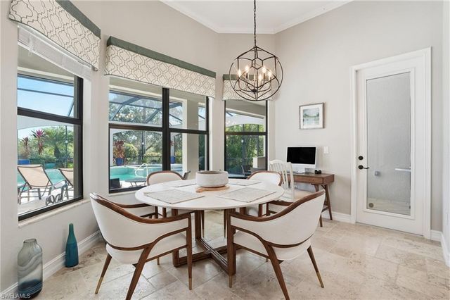3328 Runaway LN, Naples, FL 34114