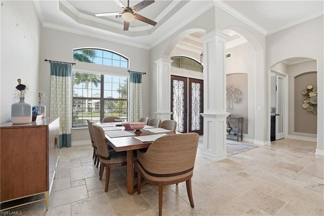 3328 Runaway LN, Naples, FL 34114