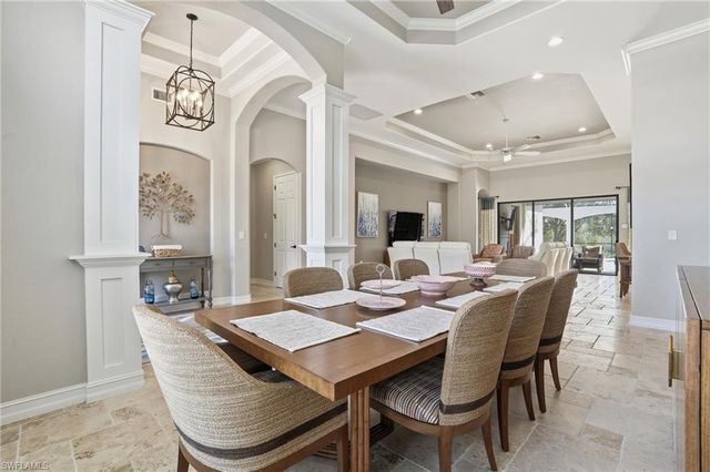 3328 Runaway LN, Naples, FL 34114