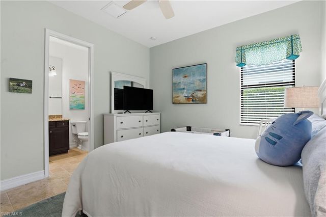 3328 Runaway LN, Naples, FL 34114