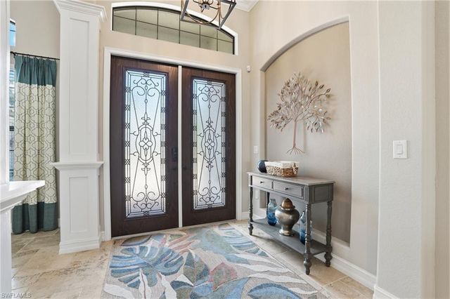 3328 Runaway LN, Naples, FL 34114