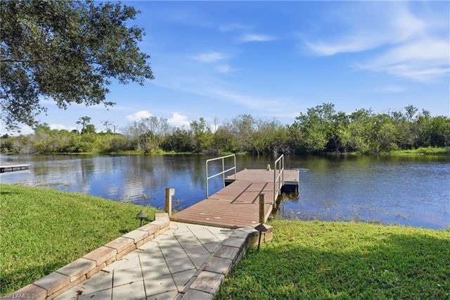 3328 Runaway LN, Naples, FL 34114