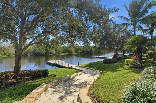 3328 Runaway LN, Naples, FL 34114