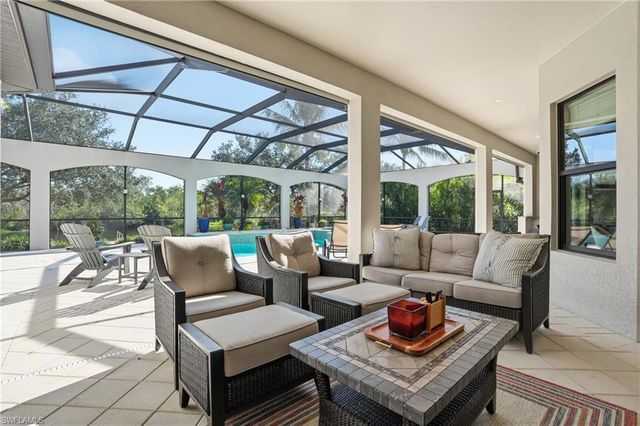 3328 Runaway LN, Naples, FL 34114