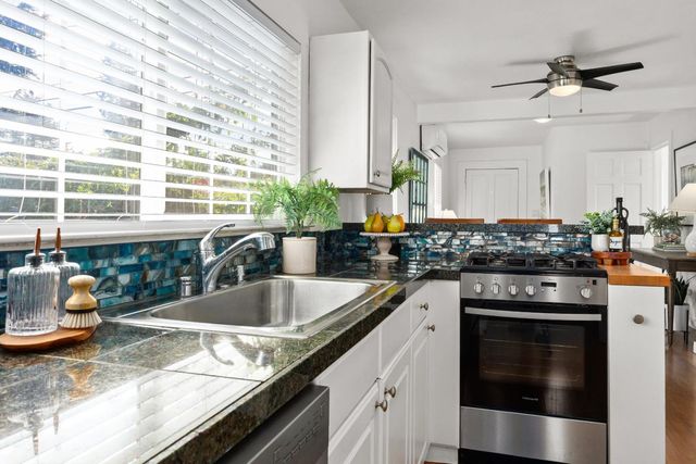 302 Laurel Street, Santa Cruz, CA 95060