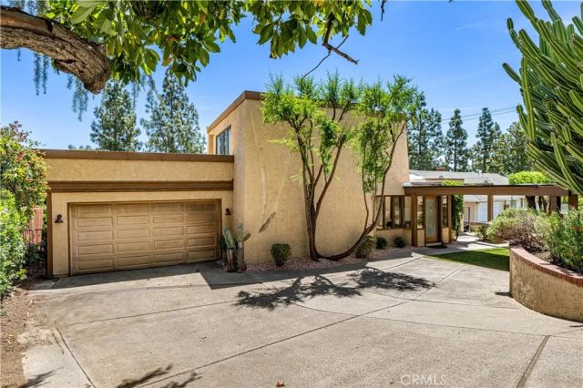 2480 Vista Drive, Upland, CA 91784