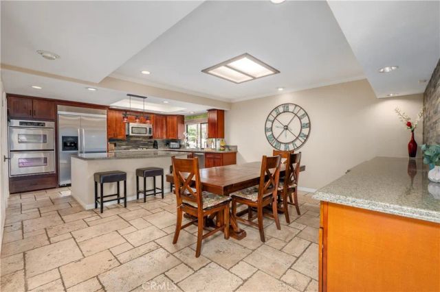 2480 Vista Drive, Upland, CA 91784