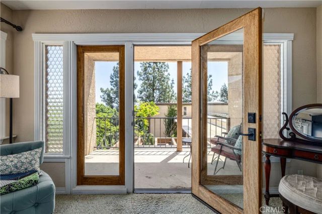 2480 Vista Drive, Upland, CA 91784