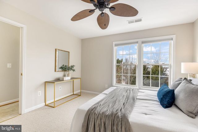 19167 KEPHARTS MILL TER, Leesburg, VA 20176