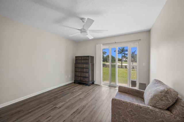15880 Meadow Wood Drive, Wellington, FL 33414